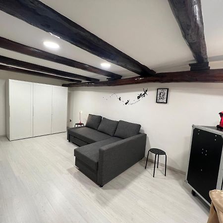 La Casa Di Marty Apartment Naples Exterior photo