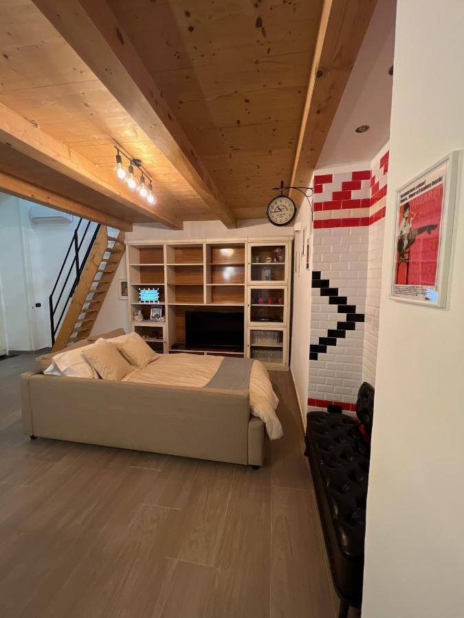 La Casa Di Marty Apartment Naples Exterior photo